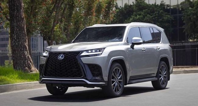 雷克薩斯suv價(jià)格，260萬的高價(jià)能與邁巴赫媲美