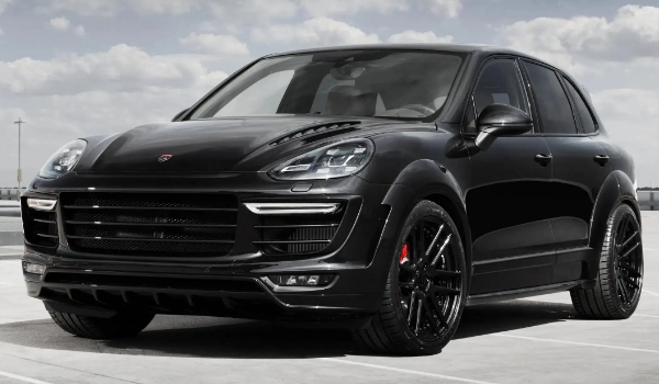 保時捷卡宴混動好還是油的好，追求動力當(dāng)然是油的刺激