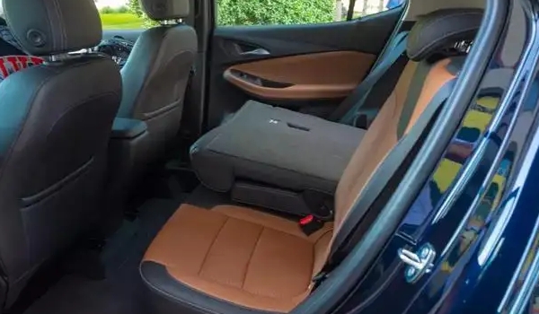 別克昂科拉gx口碑怎么樣，舒適性滿意油耗低