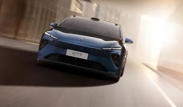 純電動(dòng)汽車哪個(gè)牌子質(zhì)量最好，特斯拉位居第一（比亞迪緊隨其后）