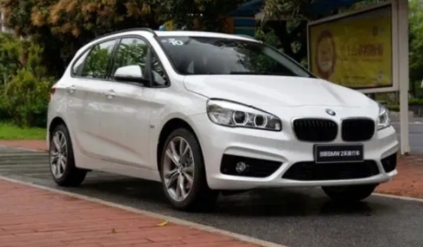 寶馬旅行車2系七座版價(jià)格，五座版停售前2019款報(bào)價(jià)21萬(wàn)