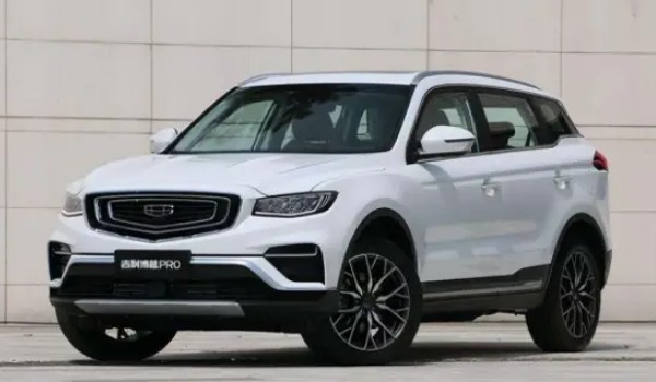 博越口碑怎么樣 動(dòng)力強(qiáng)勁(車身長達(dá)4.5米)