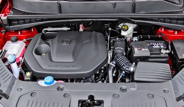 長(zhǎng)安cs55plus怎么樣值得買(mǎi)嗎 車(chē)身長(zhǎng)達(dá)4.5米(前后均為獨(dú)立懸架結(jié)構(gòu))