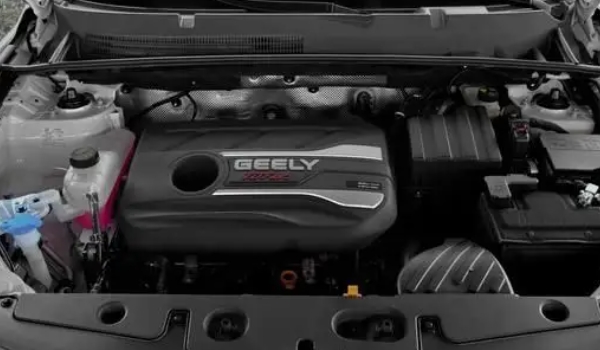 新款遠(yuǎn)景x6口碑怎么樣，內(nèi)飾材質(zhì)給力（外觀顏值高）