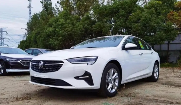 君威油耗實(shí)際多少，實(shí)測(cè)百公里油耗8L起（搭載1.5T和2.0T兩款發(fā)動(dòng)機(jī)）