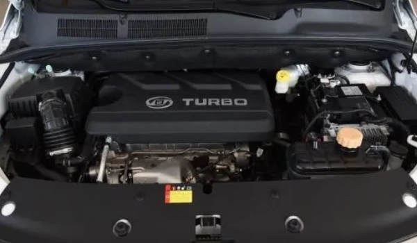 寶駿730油耗多少錢一公里，花費大概7-9毛（百公里油耗實測7L起）