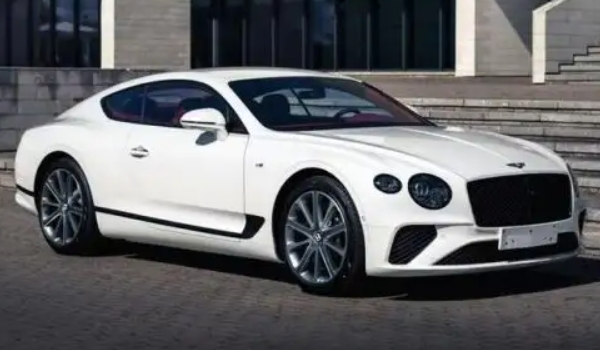 賓利歐陸gt選裝價(jià)格表，市場最新2022款報(bào)價(jià)305萬起