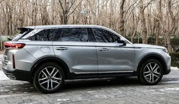 奔騰t99預(yù)計(jì)售價(jià) 奔騰t99新車12萬(wàn)一臺(tái)(二手價(jià)8萬(wàn))