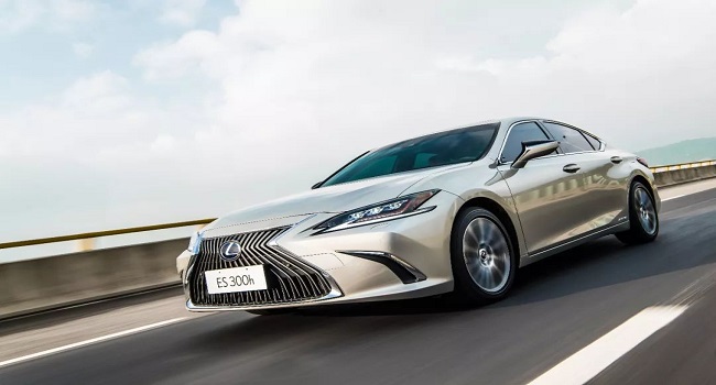 雷克薩斯es300h新款價(jià)格，一分錢一分貨