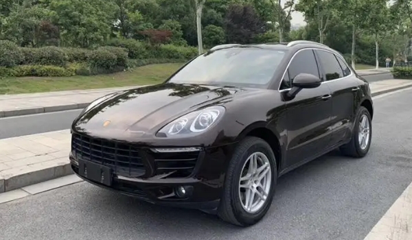 二手保時(shí)捷macan多少錢，市場(chǎng)最低成交價(jià)26萬起