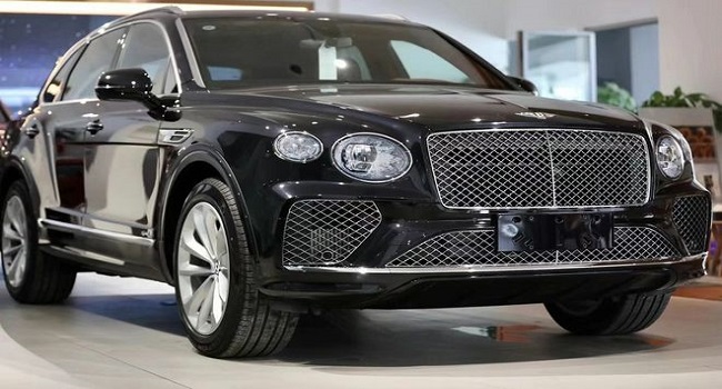 賓利添越混動(dòng)版價(jià)格，可電可油霸氣無比