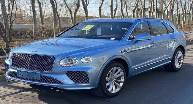 賓利添越300萬(wàn)能落地嗎，購(gòu)車零頭都又能買車你信嗎