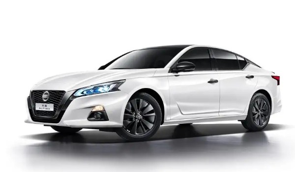 日產(chǎn)天籟發(fā)動機是進口的嗎 不是進口(日本和臺灣合資打造)