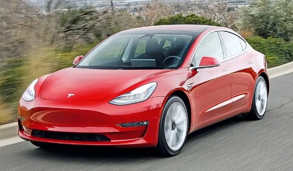 最便宜的特斯拉多少錢一輛 特斯拉model3售價(jià)29萬一臺
