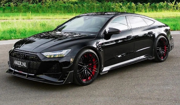 奧迪rs7落地價(jià)要多少錢(qián)，僅售Sportback版報(bào)價(jià)146萬(wàn)（全款落地176萬(wàn)）