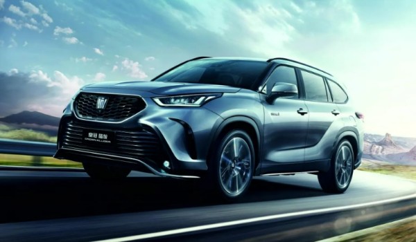 豐田皇冠陸放2022款報(bào)價(jià)及圖片 新款售價(jià)27萬(wàn)一臺(tái)(沒(méi)有2022款車(chē)型)