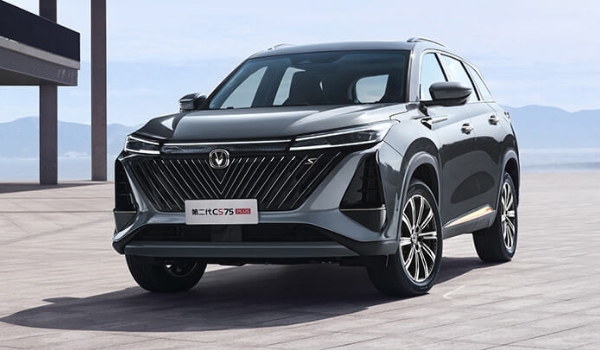 長(zhǎng)安cs75plus價(jià)格及圖片，市場(chǎng)2022款報(bào)價(jià)10萬(wàn)