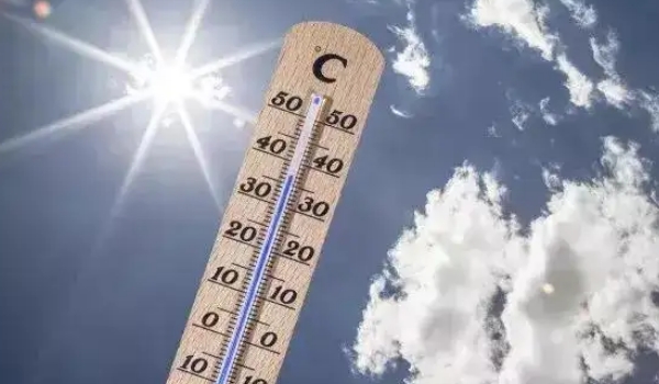 夏天胎壓多少正常合適，2.3bar最合適（低于標(biāo)準(zhǔn)胎壓0.1-0.2bar）