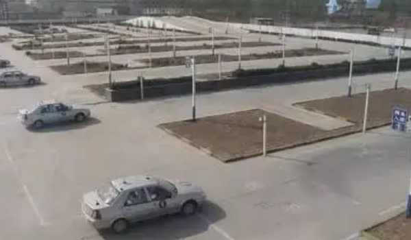 科二考試流程細節(jié)和要求，流程共六項（內(nèi)附項目扣分表）