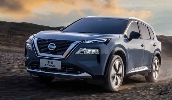 日產(chǎn)奇駿落地價多少錢，全款落地19萬（分期落地首付7萬）