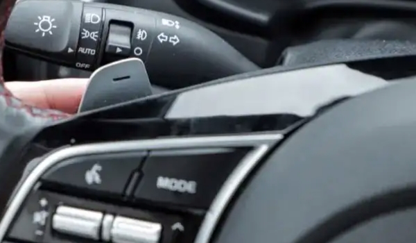 換擋撥片是干什么用的 切換機動車輛檔位使用（操作簡單）