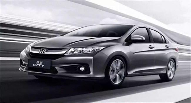 本田鋒范1.5自動(dòng)擋多少錢，非常值得推薦的高性價(jià)比車型