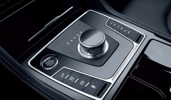 自動擋汽車的正確起步與停車 起停方式非常簡單（新手快速掌握）