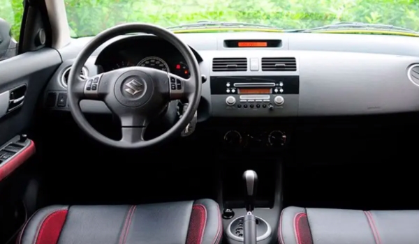 鈴木雨燕1.5自動(dòng)擋新車(chē)多少錢(qián) 廠商指導(dǎo)價(jià)格7.88萬(wàn)元（停產(chǎn)車(chē)型）