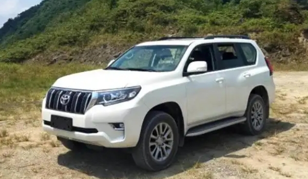 豐田霸道2022全新款價格圖片，國內(nèi)市場早已停售（二手車報價45萬起）