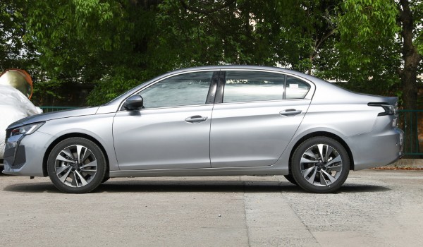 標(biāo)致408油耗多少真實(shí)油耗 百公里油耗實(shí)測(cè)8L(一公里消耗6毛錢(qián))