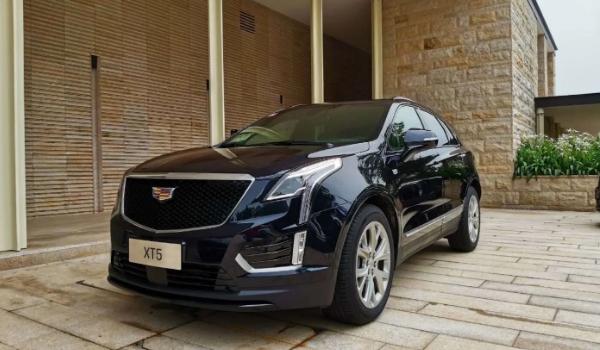 凱迪拉克xt5價(jià)格及圖片，市場最新款報(bào)價(jià)33萬