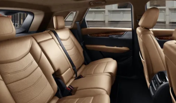 凱迪拉克xt5怎么樣值得買嗎，搭載2.0T+9AT動(dòng)力組成（乘駕體驗(yàn)舒適）