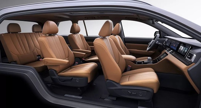 理想是哪個旗下的品牌，是一款性能出色的高檔車