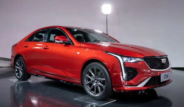 凱迪拉克ct4怎么樣值得買嗎 搭載2.0T發(fā)動(dòng)機(jī)(車身長(zhǎng)達(dá)4.7米)