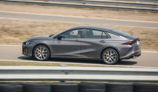 傳祺影豹j15最低價(jià)格 車輛售價(jià)是11.8萬元（全款落地12.99萬）