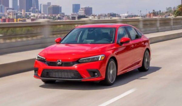 思域2022款思域落地價(jià) 入門(mén)車型全款落地13.40萬(wàn)（保險(xiǎn)/必要花費(fèi)）