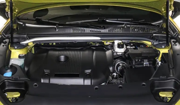 領(lǐng)克03油耗高嗎，綜合百公里油耗6-7L左右