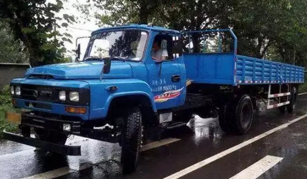 a2駕駛證能開什么車，屬于增駕車型（可以開牽引車）