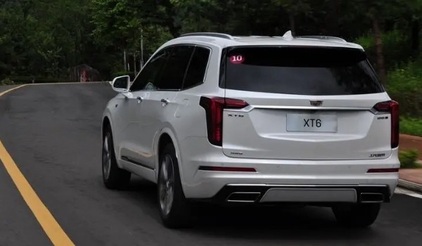 凱迪拉克xt6價(jià)格及圖片 價(jià)格表2022款 新車(chē)售價(jià)32萬(wàn)一臺(tái)(落地36萬(wàn))