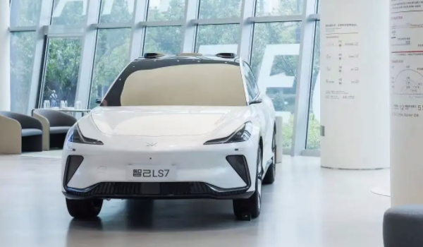 智己汽車(chē)是哪個(gè)公司的 多家公司聯(lián)合打造品牌（高端純電動(dòng)汽車(chē)）