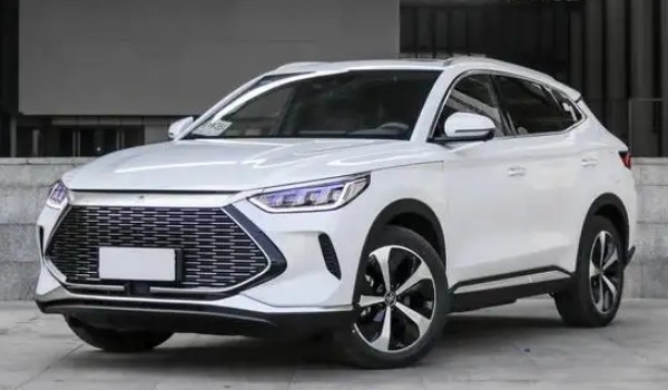 比亞迪宋油電混合2022款suv怎么樣 車身長達(dá)4.6米(采用1.5L發(fā)動機(jī))