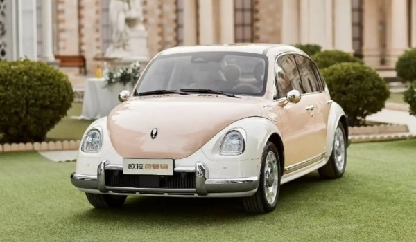 歐拉芭蕾貓電動(dòng)汽車價(jià)格及圖片 2022款歐拉芭蕾貓19萬一臺(落地20萬)