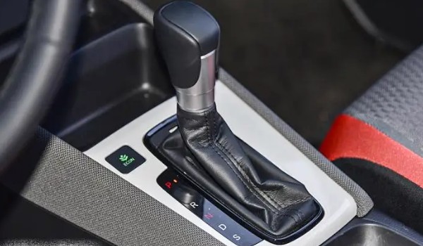 sport是什么意思 自動(dòng)擋運(yùn)動(dòng)檔位(用來超車)