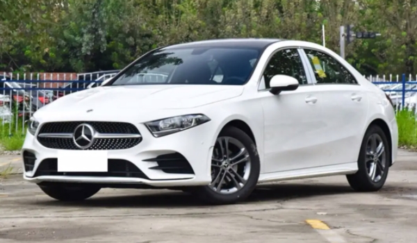 奔馳A級轎車怎么樣 使用效果非常好（外觀/動(dòng)力/空間滿足使用）