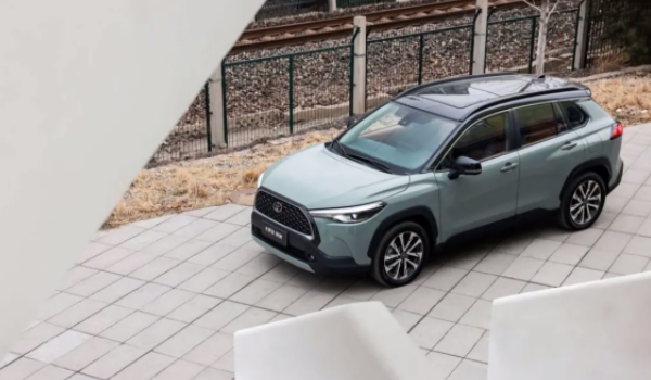 卡羅拉銳放2022款報(bào)價(jià)及圖片 2022入門車型僅售12.98萬(wàn)（全款落地14.25萬(wàn)）