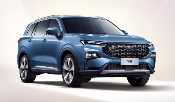 福特領(lǐng)?？诒趺礃?車身長(zhǎng)達(dá)4.6米(搭載1.5T發(fā)動(dòng)機(jī))