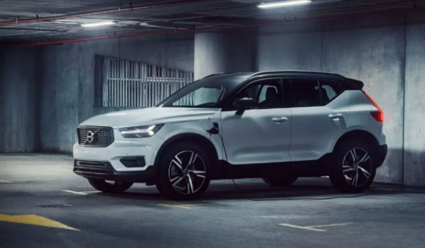 沃爾沃XC40值得買嗎 很值得購(gòu)買的車輛（安全性好 動(dòng)力強(qiáng)）