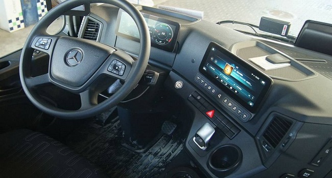 1000萬(wàn)的豪華大房車推薦，1083萬(wàn)元的天價(jià)打造不一樣的房車生活