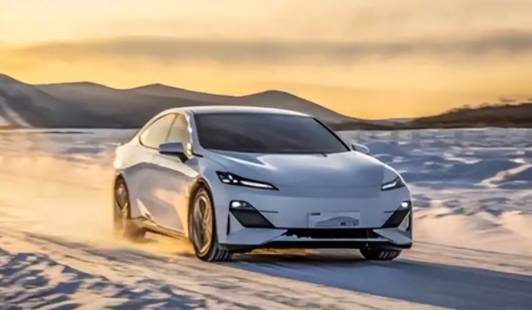 2022建議買的純電車 3款純電車型性能好值得選擇（國(guó)產(chǎn)純電車型）