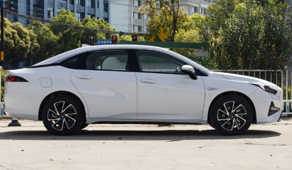 廣汽本田繹樂真實(shí)續(xù)航 實(shí)際續(xù)航可達(dá)490km(NEDC續(xù)航510km)